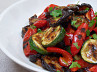 Фото рецепта: Средиземноморский салат из цуккини, баклажанов и перца